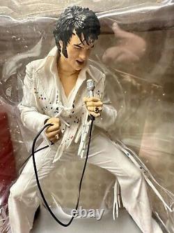 ELVIS McFarlane 2005 Elvis Presley Through the Years McFarlane 3 pack RARE NIB
