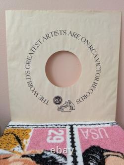 ELVIS PRESLEY 1956 Debut Album Absoulte Beauty EXCELLENT+ Condition CANADA RARE