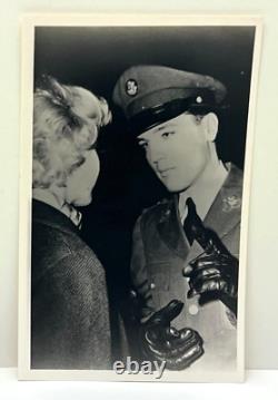 ELVIS PRESLEY AUTHENTIC ORIGNAL 5x8 PHOTO 1958 Military Service GERMANY RARE