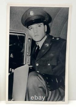 ELVIS PRESLEY AUTHENTIC ORIGNAL 5x8 PHOTO 1958 Military Service GERMANY RARE