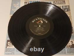 ELVIS PRESLEY CLAMBAKE ORIGINAL LP WITH BONUS PHOTO Vintage, Rare