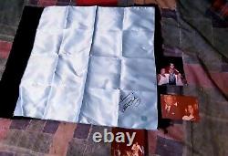 ELVIS PRESLEY CONCERT SCARF AND PICTURES 1977 Beautiful Rare White Scarf