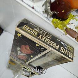 ELVIS PRESLEY GUITAR BRAND NEW Old Stock 1984 Vintage RARE USA LAPIN PRODUCTS