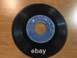 ELVIS PRESLEY RARE BLUE label RCA VICTOR EXTENDED PLAY 45 rpm EPA-747