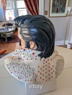 ELVIS PRESLEY, RARE COLLECTABLE CHALKWARE BUST VINTAGE 1970s