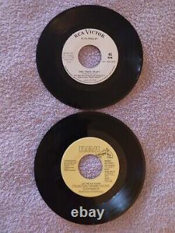 ELVIS PRESLEY RARE ROUSTABOUT PROMO AND LET ME BE THERE 45s NEAR MINT-MINT LT2
