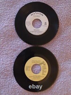 ELVIS PRESLEY RARE ROUSTABOUT PROMO AND LET ME BE THERE 45s NEAR MINT-MINT LT2