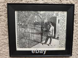 ELVIS PRESLEY Rare Original 1957 Associated Press Photo