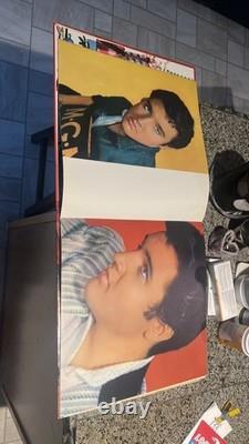 Elvis Presley Christmas Album Rare 1957 RCA Vinyl with Clean Cover and Booklet