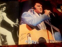 Elvis Presley Concert Program. Rare Photos Buttons Mecklace 1970s