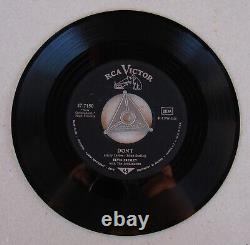 Elvis Presley Don't / I Beg Of You US ARMY Dog Nipper RESCO RARE GERMANY 47-7150