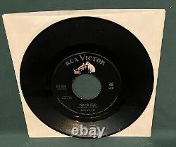 Elvis Presley Gold Standard 447-0608 Hound Dog 45 With Sleeve 1964 MINT RARE