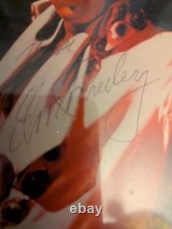 Elvis Presley Incredible Signed Album Rare