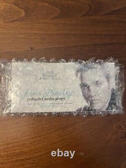 Elvis Presley Preloaded Digital Media Player Zvue (1 GB) Open Box /RARE