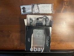 Elvis Presley Preloaded Digital Media Player Zvue (1 GB) Open Box /RARE