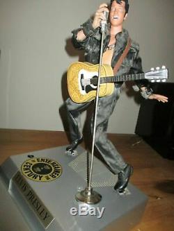 Elvis Presley-Rare poupée sur téléphone numéroté-Elvis(30 cm) chante&danse