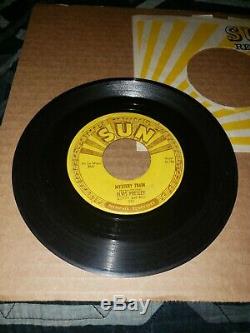 Elvis Presley Record 45 (Rare) Sun Records 1955 FAST Shipping BUY NOW