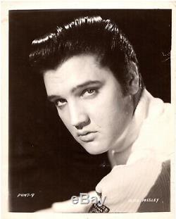 Elvis Presley Signed 8x10 Photo JSA LOA King Of Rock & Roll Musician RARE