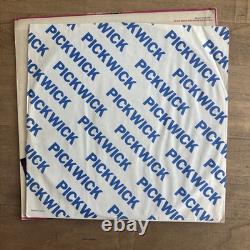 Elvis Presley Signed album Vinyl Elvis Sings The hits W COA Rare