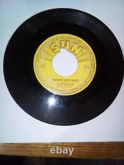 Elvis Presley Sun Records Milk Cow Blues Boogie / You're A Heartbreaker 45 RARE
