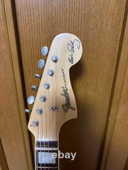 Fender Elvis Presley Kingman Guitar with Case Rare Mint Collectors Item