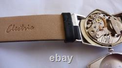 HAMILTON VENTURA 14K WHITE GOLD ELVIS PRESLEY MODEL cal. 500A museums ULTRA RARE