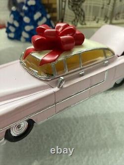 Hawthorne Village Elvis Presley Rare Happy Holidays from Graceland Gate Cadilac