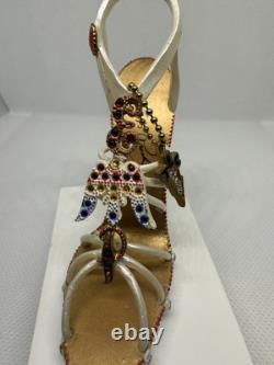 Limited edition very rare Elvis Presley collectible Shoe With Stand