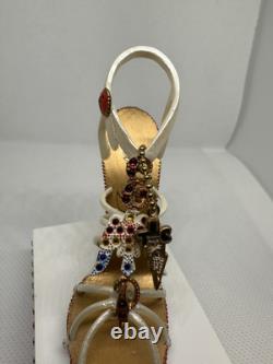 Limited edition very rare Elvis Presley collectible Shoe With Stand