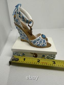 Limited edition very rare Elvis Presley collectible Shoe With Stand