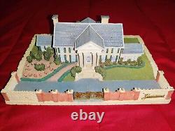 RARE Elvis Presley GRACELAND MANSION Music Box Elvis Presley Enterprises Inc