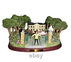 RARE Elvis Presley Hawthorne Village Welcome To Graceland READ DESCRIPTION