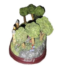 RARE Elvis Presley Hawthorne Village Welcome To Graceland READ DESCRIPTION