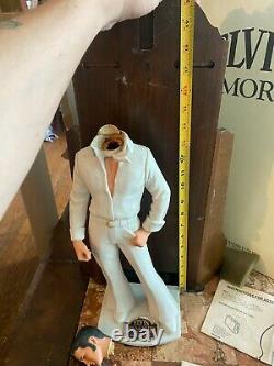 RARE Elvis Presley Memories Decanter McCormick Distilling Lighted Stand Display