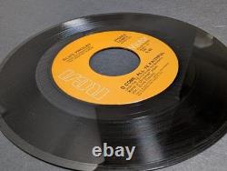 RARE Elvis Presley Merry Christmas Baby/O Come All Ye Faithful RCA 74-0572