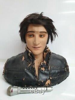 RARE Elvis Presley Wow Wee Animated Singing / Talking Bust Robot