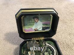 RARE Elvis Presley's GRACELAND The King Legendary Home Figurine Music Box