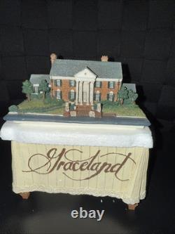RARE Elvis Presley's GRACELAND The King Vintage 1998 Figurine Music Box Original