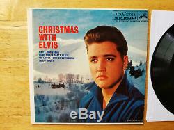 RARE NEAR MINT DOG ON TOP Elvis Presley CHRISTMAS WITH ELVIS EPA-4340