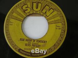 RARE ORIGINAL! SUN 209 Elvis That's All Right/ Blue Moon of Kentucky