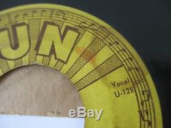 RARE ORIGINAL! SUN 209 Elvis That's All Right/ Blue Moon of Kentucky