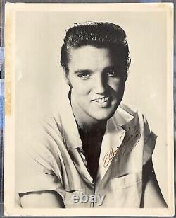 Rare Vintage 1950's Signed Elvis Presley Autograph 8 x 10 Publicity Photograph