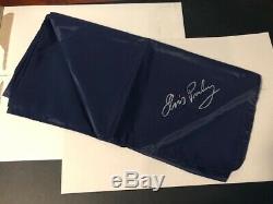 Very Rare Elvis Presley Concert Navy Scarf Jackson, Mississippi June 9, 1975